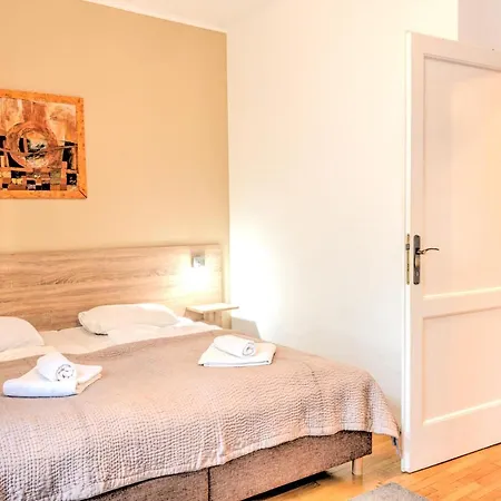 Appartement City Central Apartments *