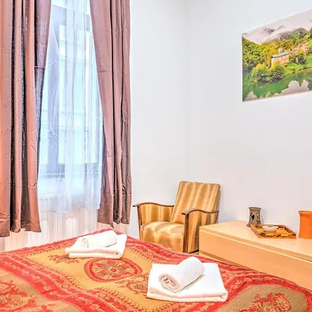 City Central Apartments *