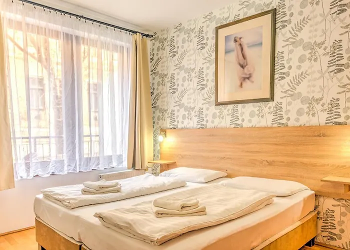 City Central Apartments Aparthotel 4*