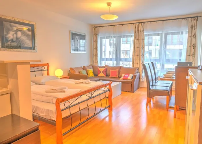 City Central Apartments 4*