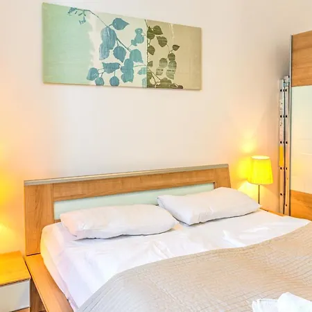 Hotel apartamentowy City Central Apartments 4*