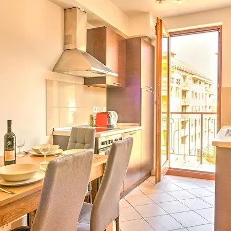 City Central Apartments