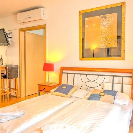 Hotel apartamentowy City Central Apartments