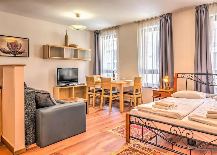 アパートホテル City Central Apartments 4*