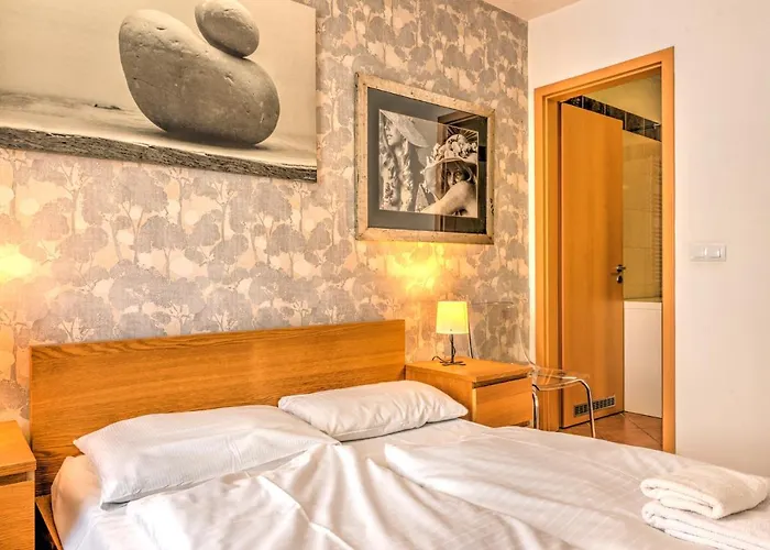 City Central Apartments アパートホテル