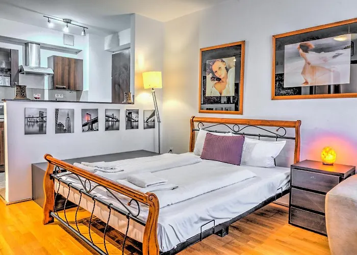 City Central Apartments アパートホテル 4*