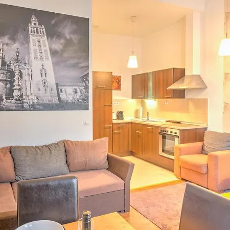 City Central Apartments 4* בודפשט