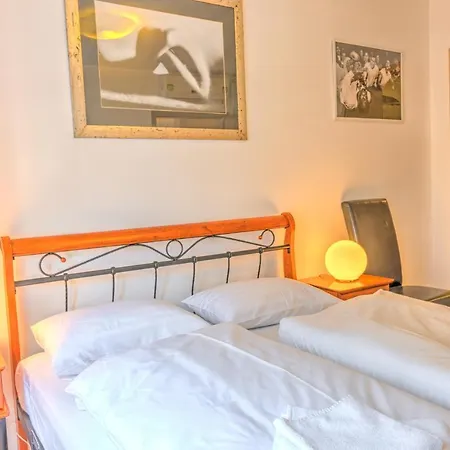מלון דירות City Central Apartments 4*