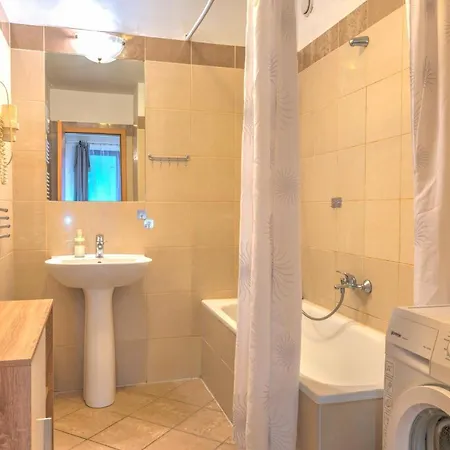 City Central Apartments מלון דירות
