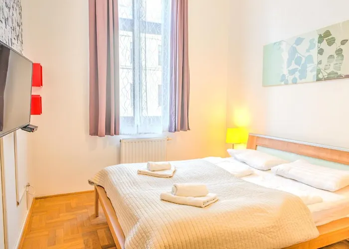 Apartmanhotel City Central Apartments 4*