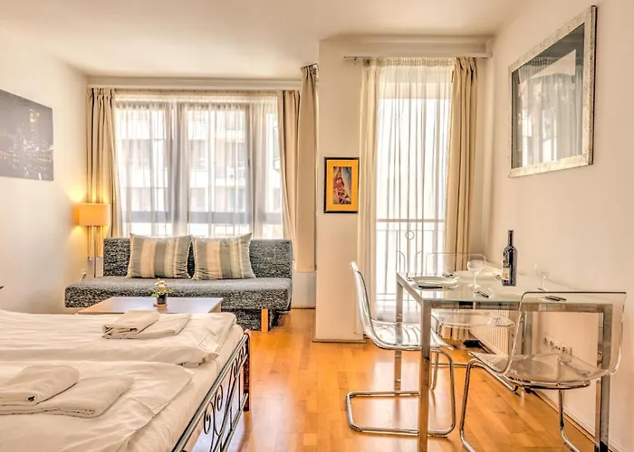 City Central Apartments Apartmanhotel 4*