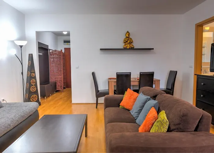 City Central Apartments شقة فندقية 4*